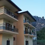 Papastathis بيت ضيافة كالامباكا