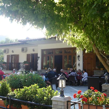 Guest house Papastathis 3*