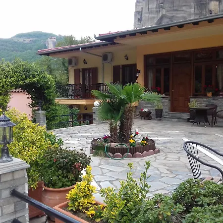 Papastathis Guest house 3*