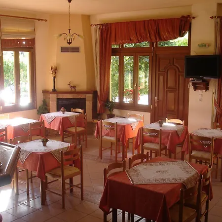 Papastathis Guest house