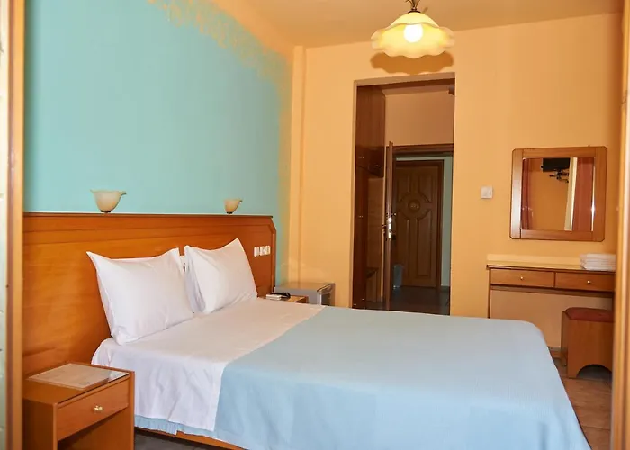 Papastathis בית הארחה 4*