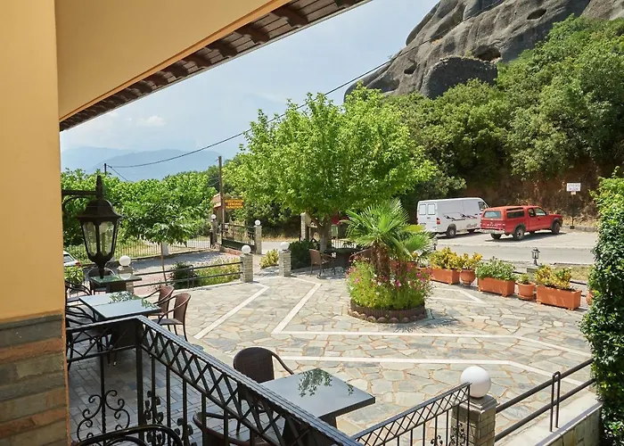 Papastathis בית הארחה