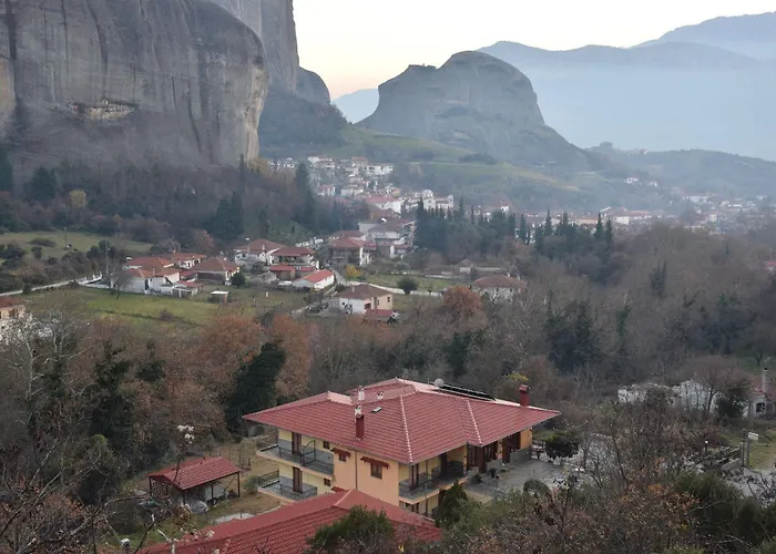 Papastathis בית הארחה 4*